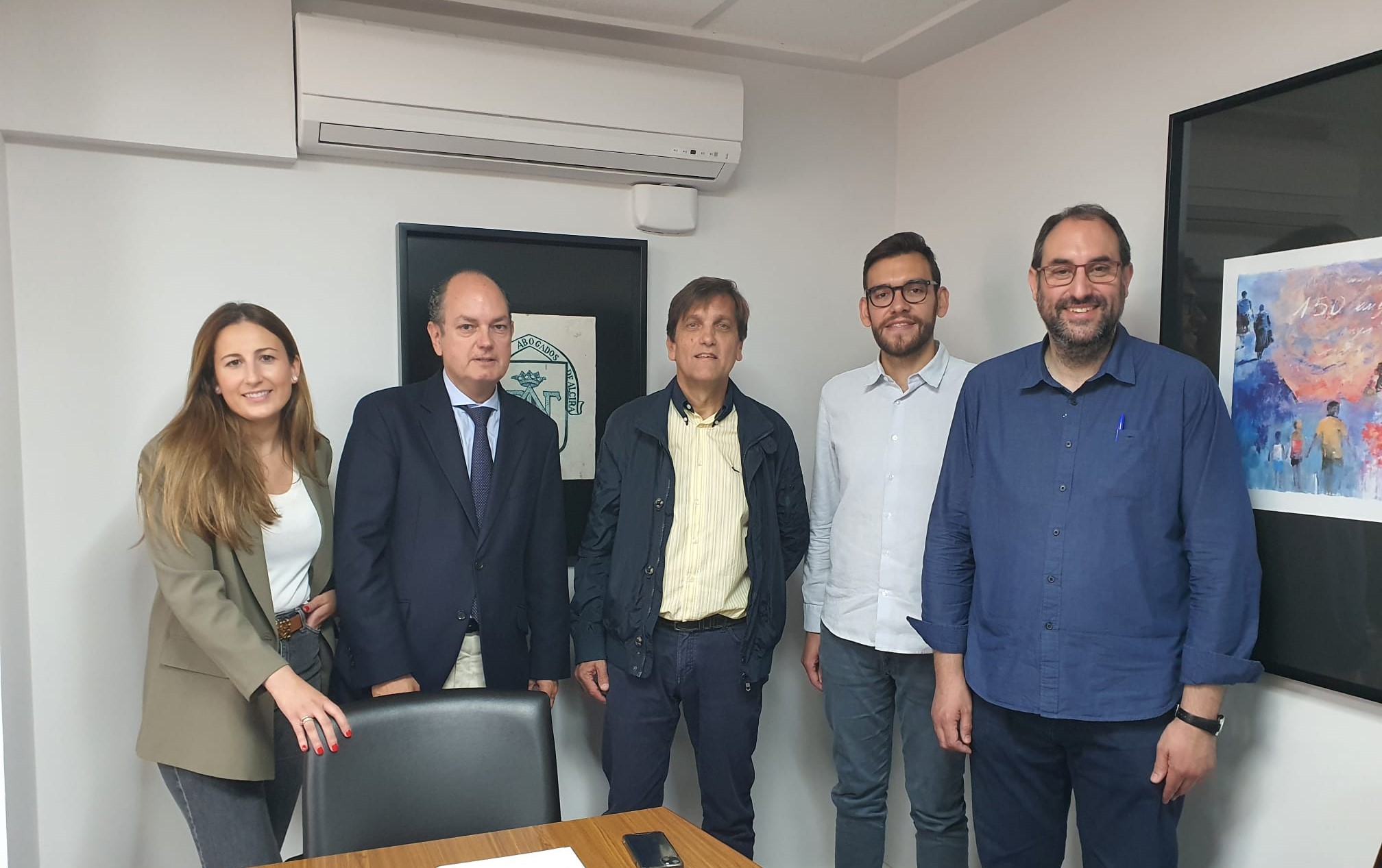 Representants del Col·legi d'Advocats d'Alzira i de Compromís Alzira